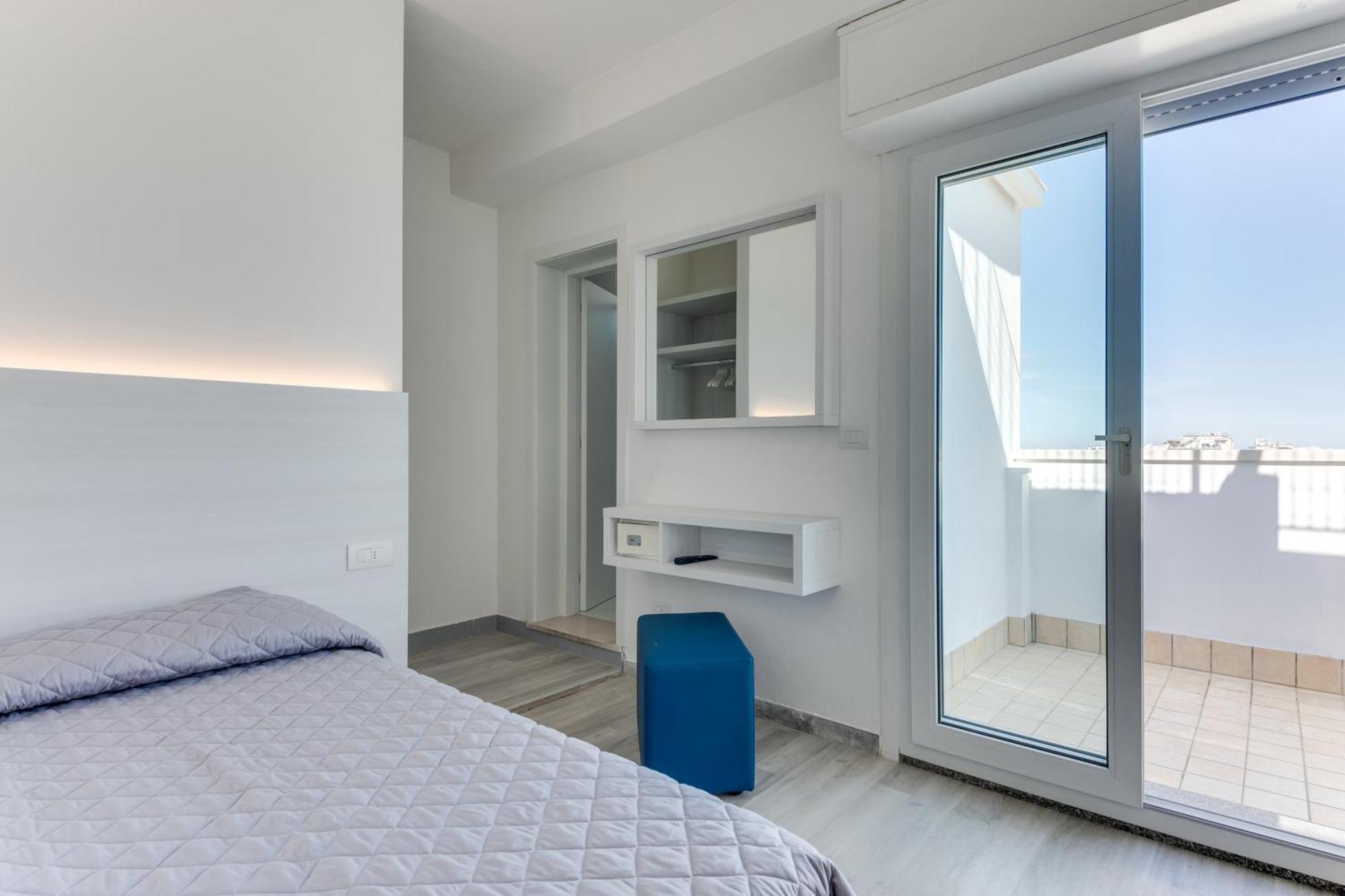 Marittimo - Clipper Fronte Mare 3*